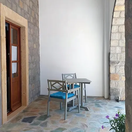 Netia - Location Xoxlakas Pátmos