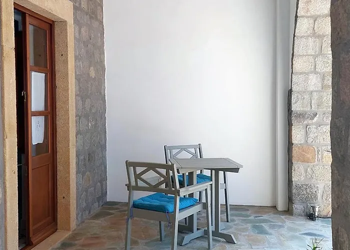 Netia - Location Xoxlakas Pátmos