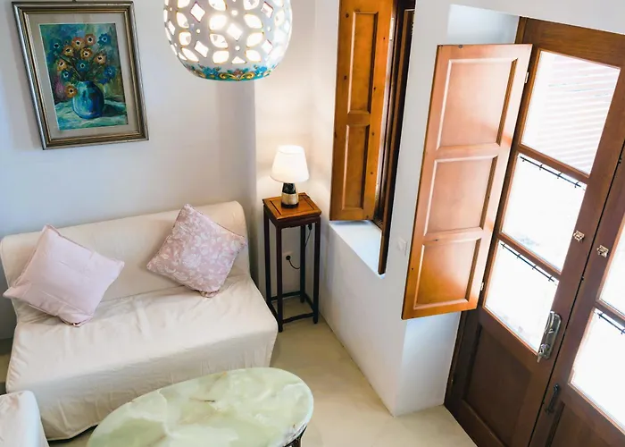 Netia - Location Xoxlakas Pátmos